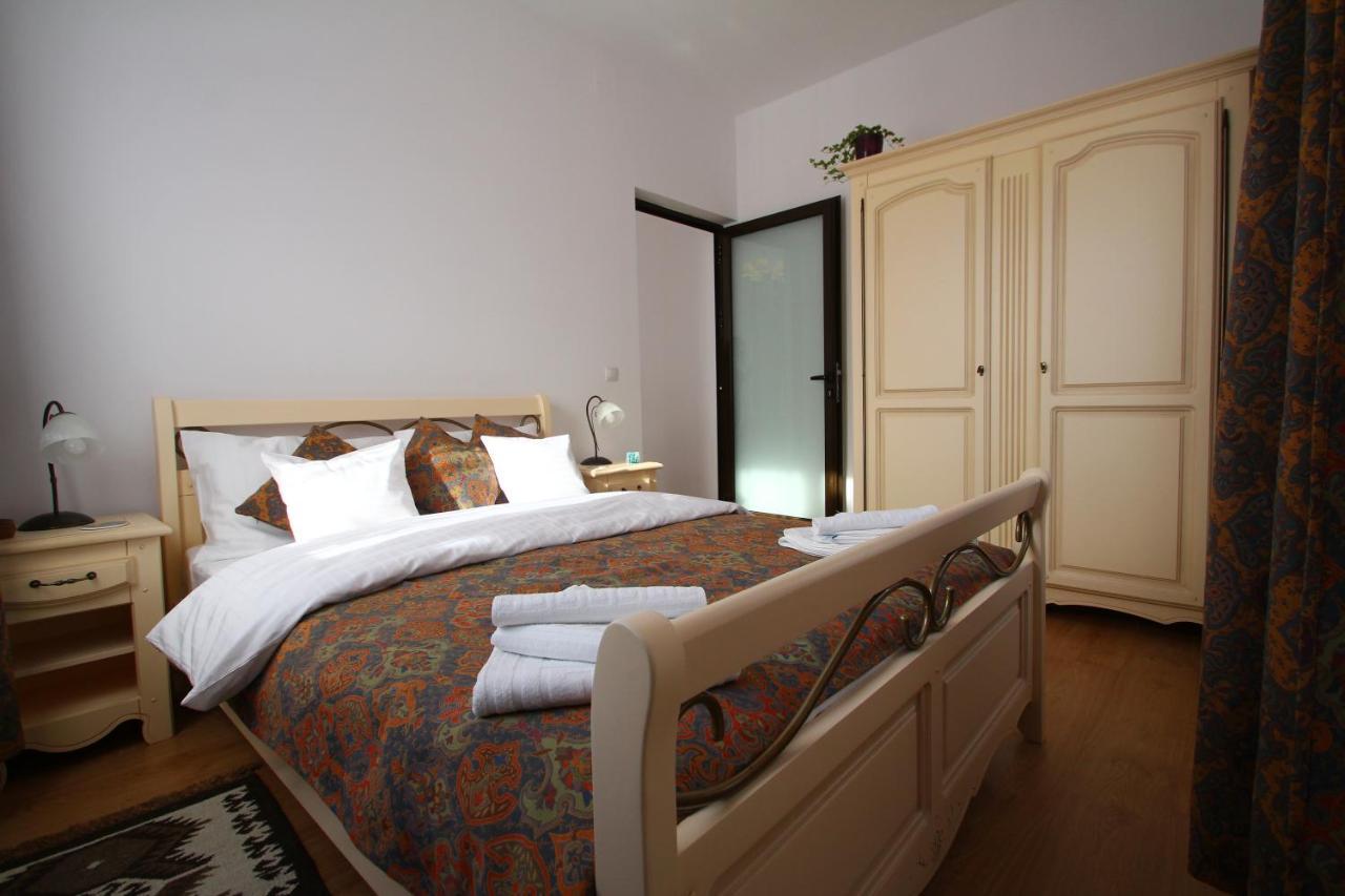 Flora Luxury House Hotel Sighişoara Exterior foto