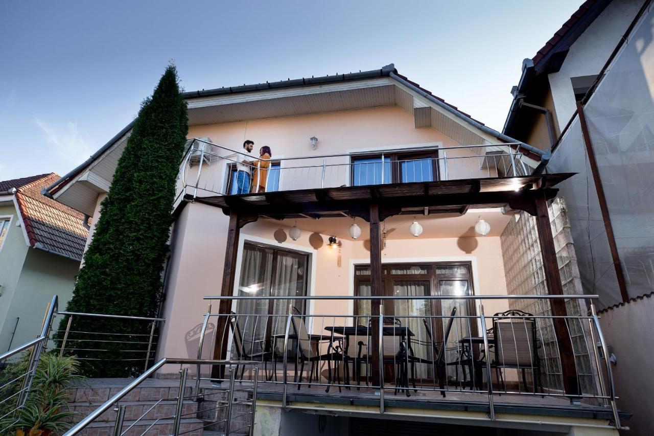 Flora Luxury House Hotel Sighişoara Exterior foto